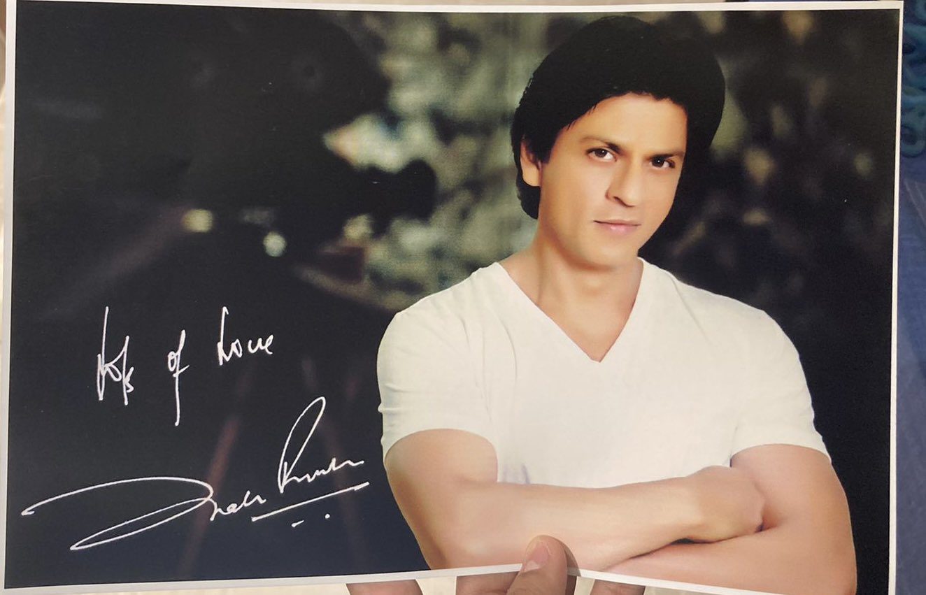 Shah Rukh Khan Sends an Egyptian Travel Agent and Fan a Thank You Letter. Find Out Why!