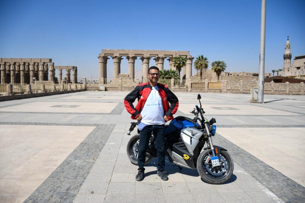 Egyptian Adventurer Ali Abdo Embarks on "Journey to COP29" - El-Shai